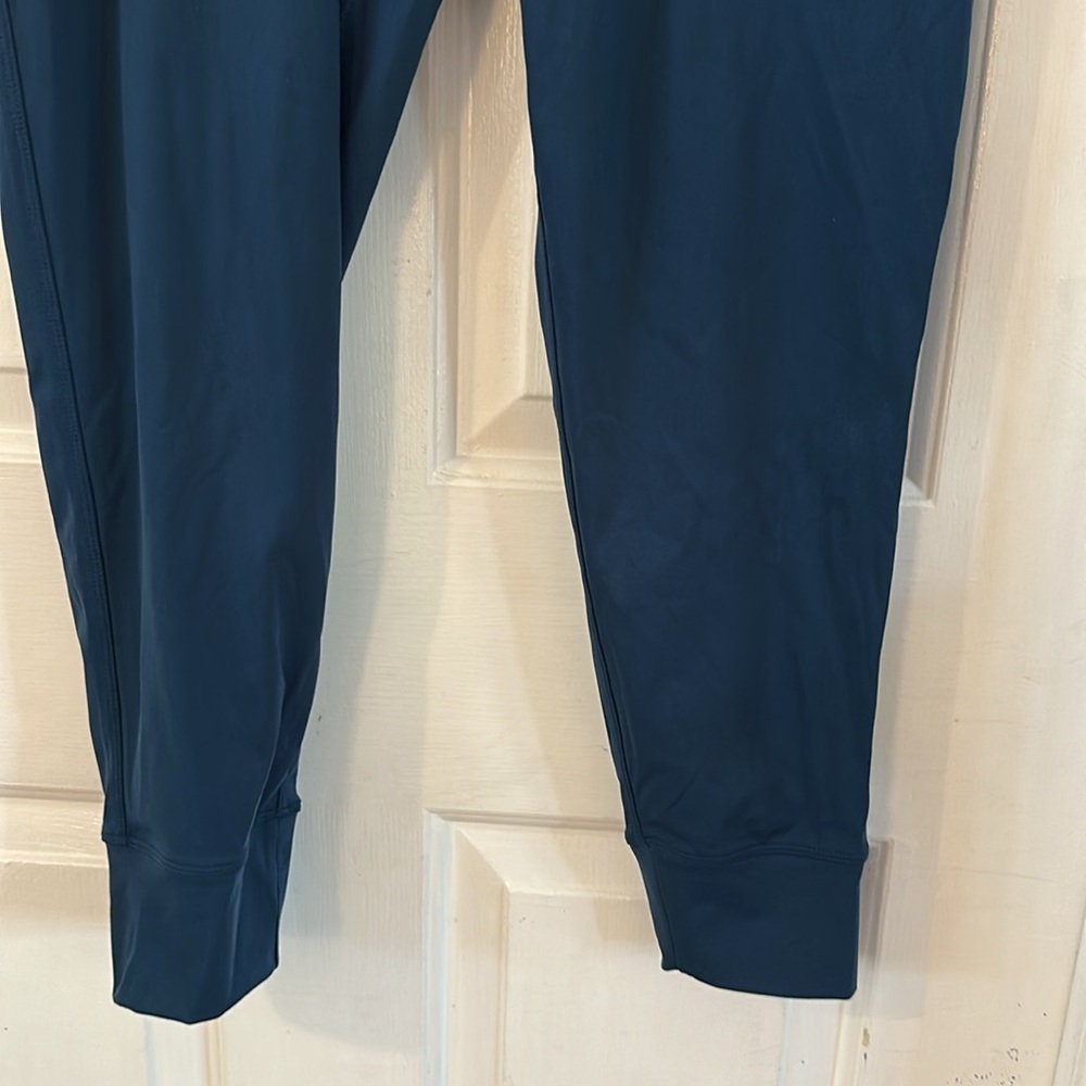 NWT Women’s TGP The Gym People Blue High-Waisted Polyester & Spandex Leggings - Picture 3 of 7